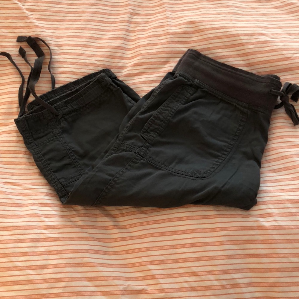 Gray capris